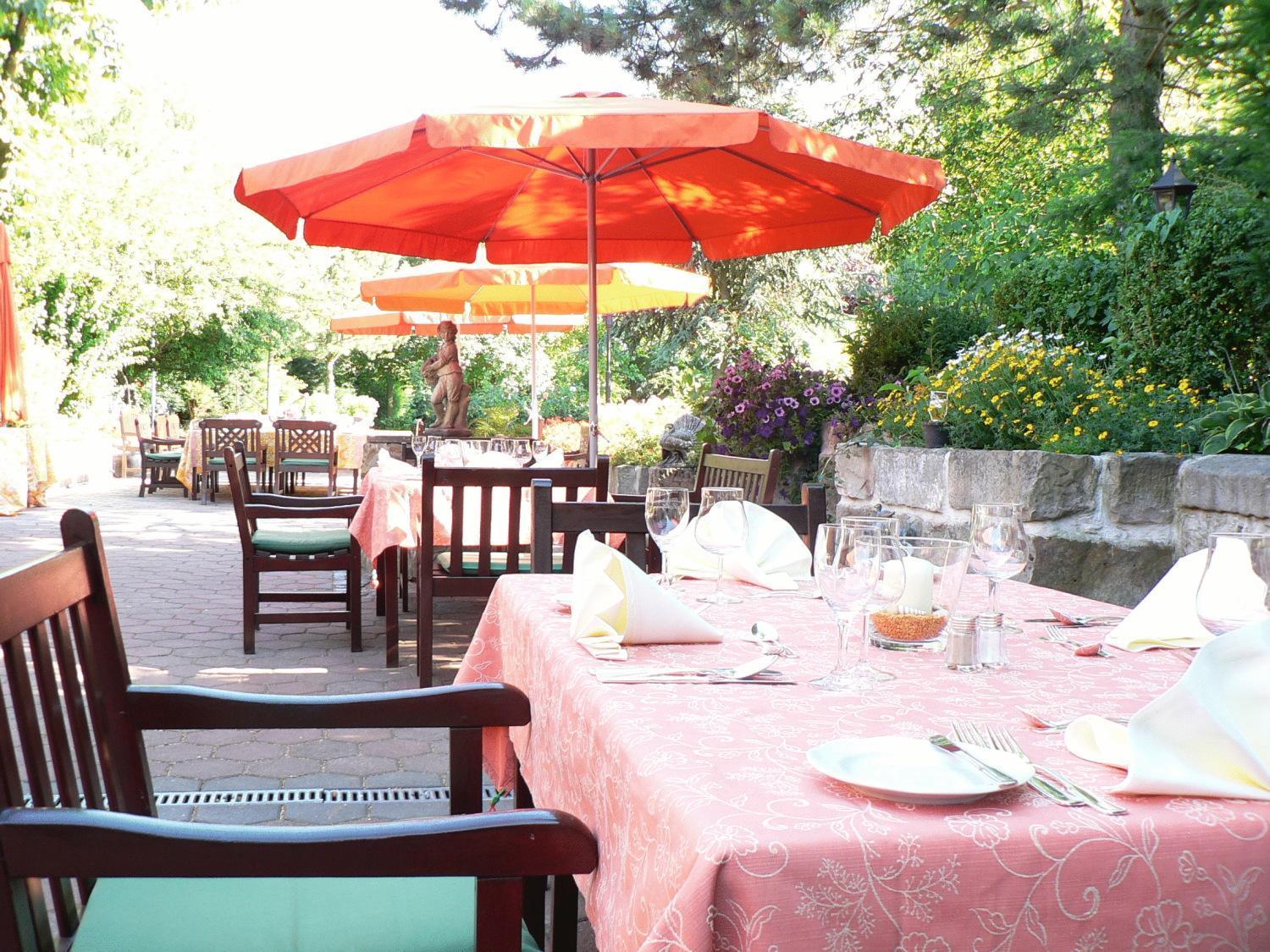 Schoekel'S Hotel Und Restaurant Elze Dış mekan fotoğraf